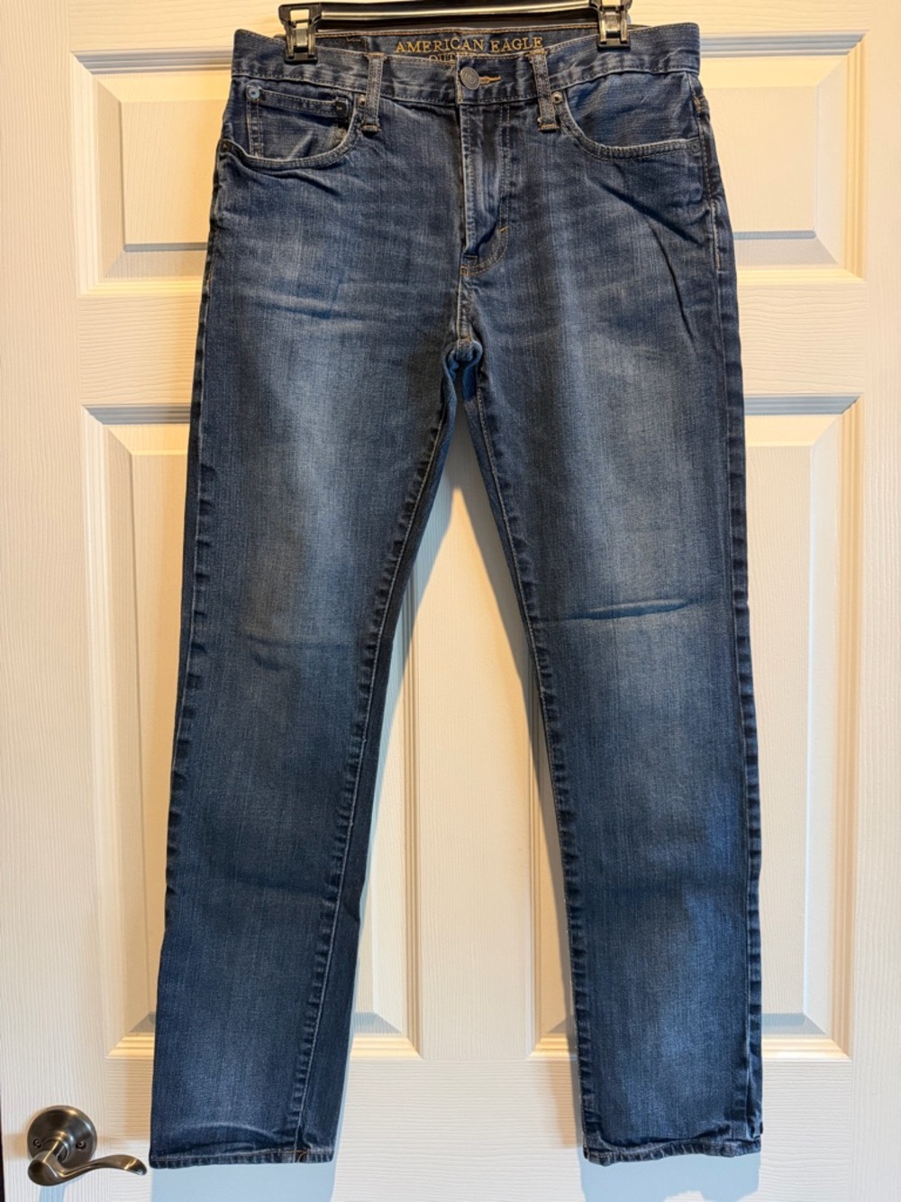 American Eagle Outfitters Men’s Medium Blue Slim Straight Jeans